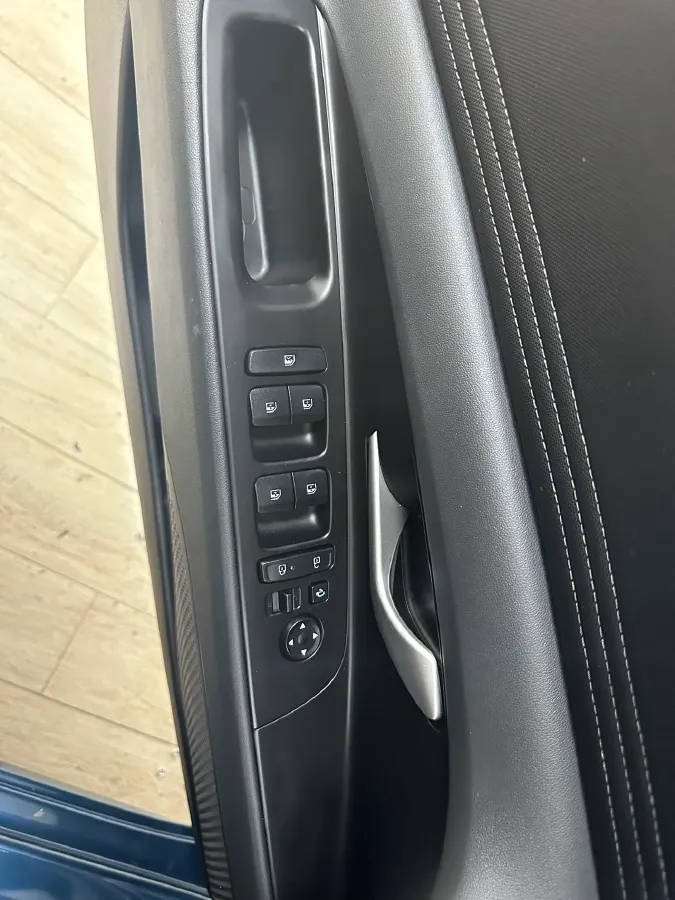 2022 Hyundai Elantra 1.5L 115HP L4 CVT,autocango,china used car exporter,china ev exporter,chinese used car exporter,chinese used ev exporter