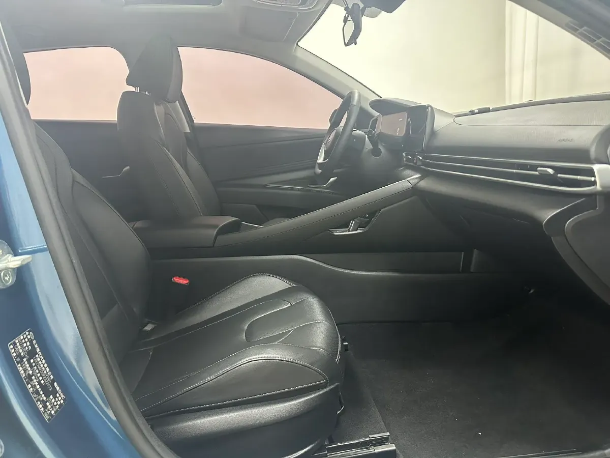 2022 Hyundai Elantra 1.5L 115HP L4 CVT,autocango,china used car exporter,china ev exporter,chinese used car exporter,chinese used ev exporter