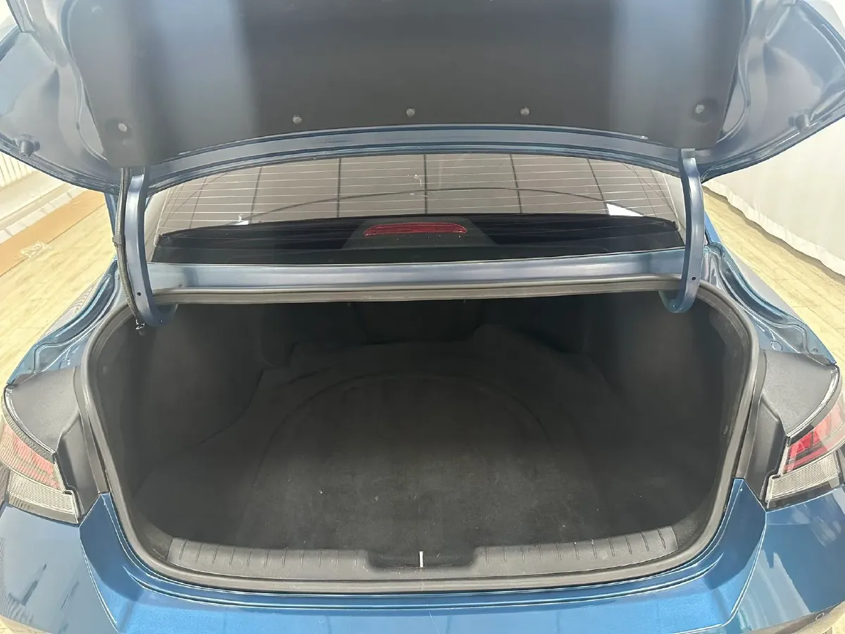 2022 Hyundai Elantra 1.5L 115HP L4 CVT,autocango,china used car exporter,china ev exporter,chinese used car exporter,chinese used ev exporter