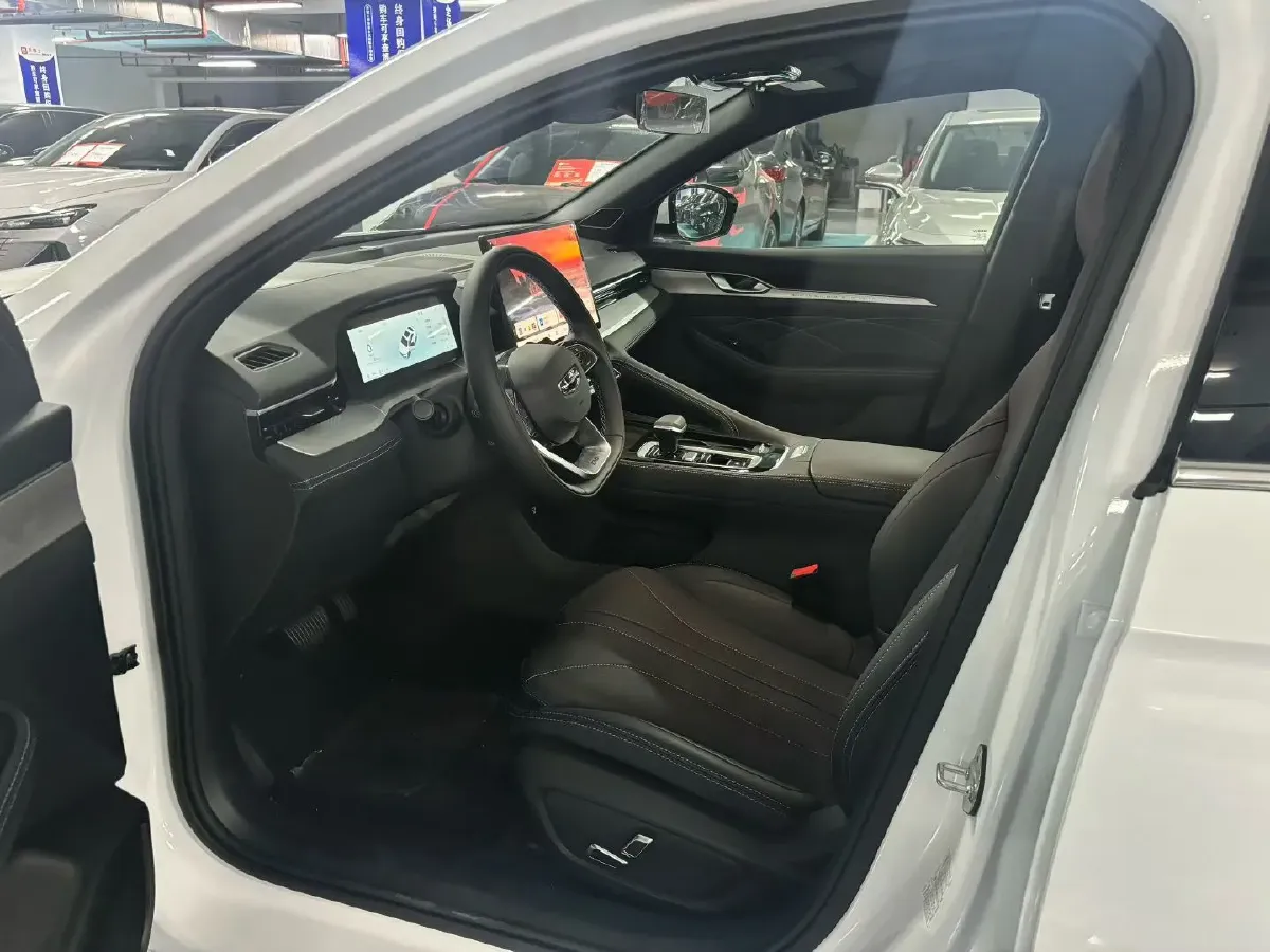 2026 Geely Preface 1.5T 181HP L4 7DCT,autocango,china used car exporter,china ev exporter,chinese used car exporter,chinese used ev exporter