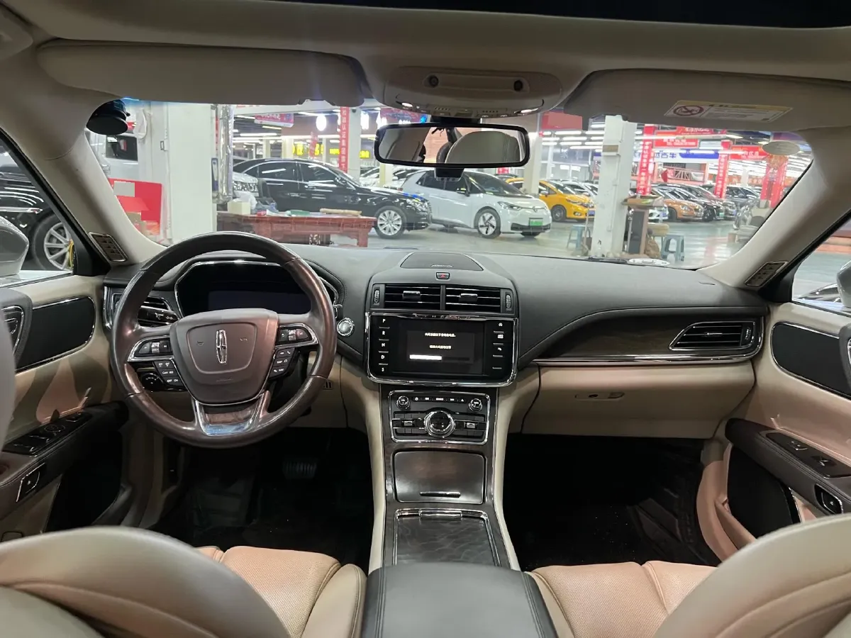 2018 Lincoln Continental 2.0T 261HP L4 6AT,autocango,china used car exporter,china ev exporter,chinese used car exporter,chinese used ev exporter