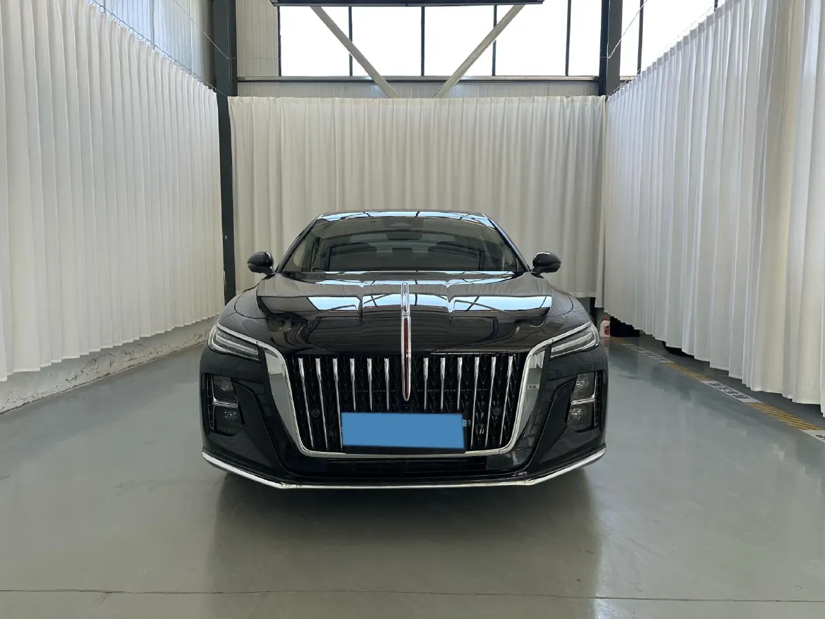 2025 HongQi H5 1.5T 169HP L4 1DHT Hybrid,autocango,china used car exporter,china ev exporter,chinese used car exporter,chinese used ev exporter