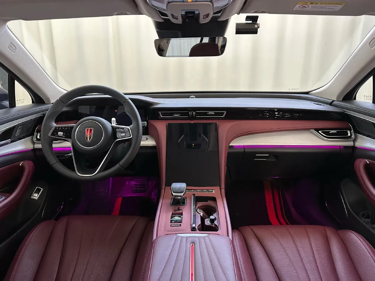 2025 HongQi H5 1.5T 169HP L4 1DHT Hybrid,autocango,china used car exporter,china ev exporter,chinese used car exporter,chinese used ev exporter