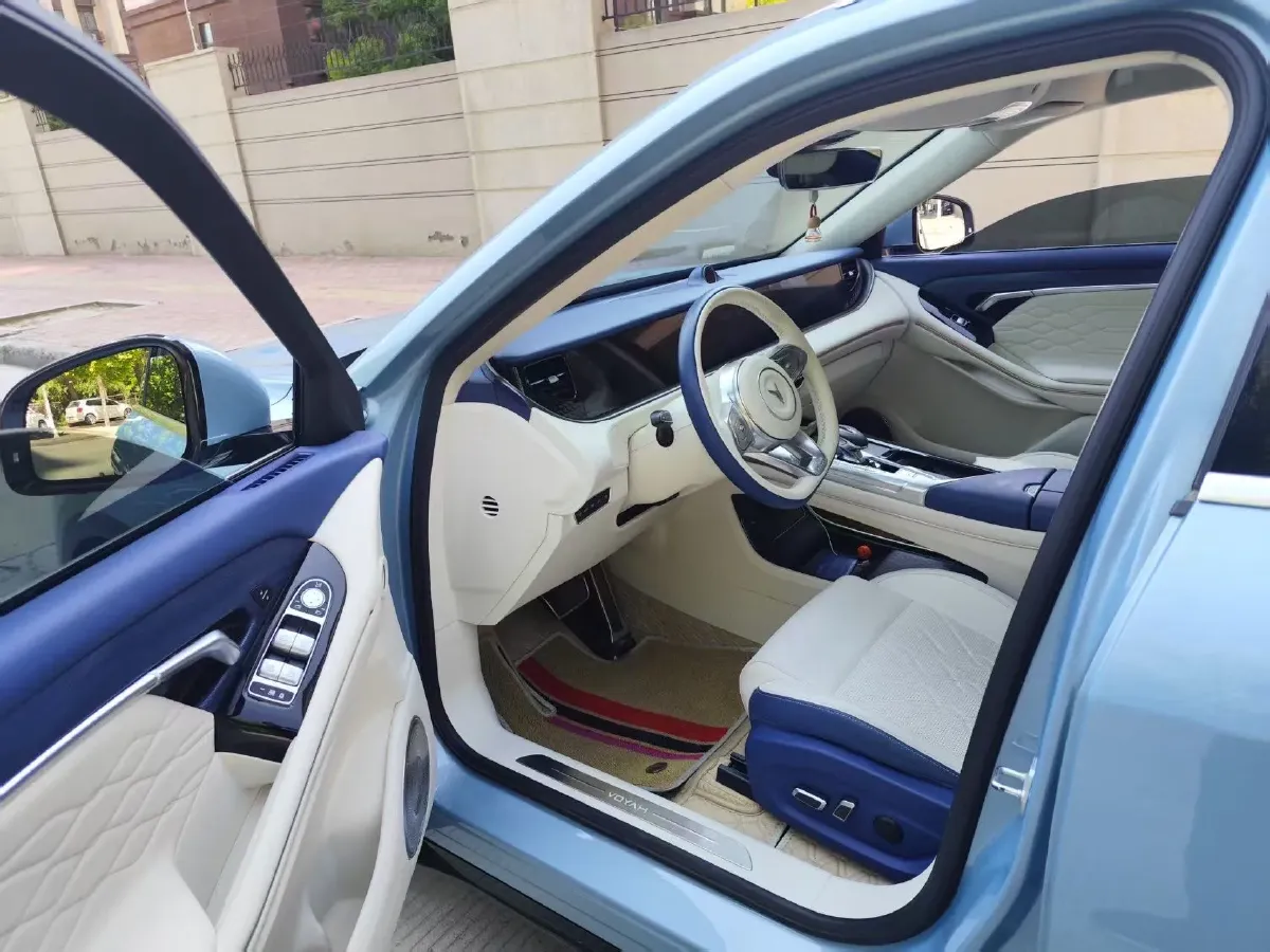 2021 Voyah FREE Range Extended 109HP REEV 33KWH,autocango,china used car exporter,china ev exporter,chinese used car exporter,chinese used ev exporter