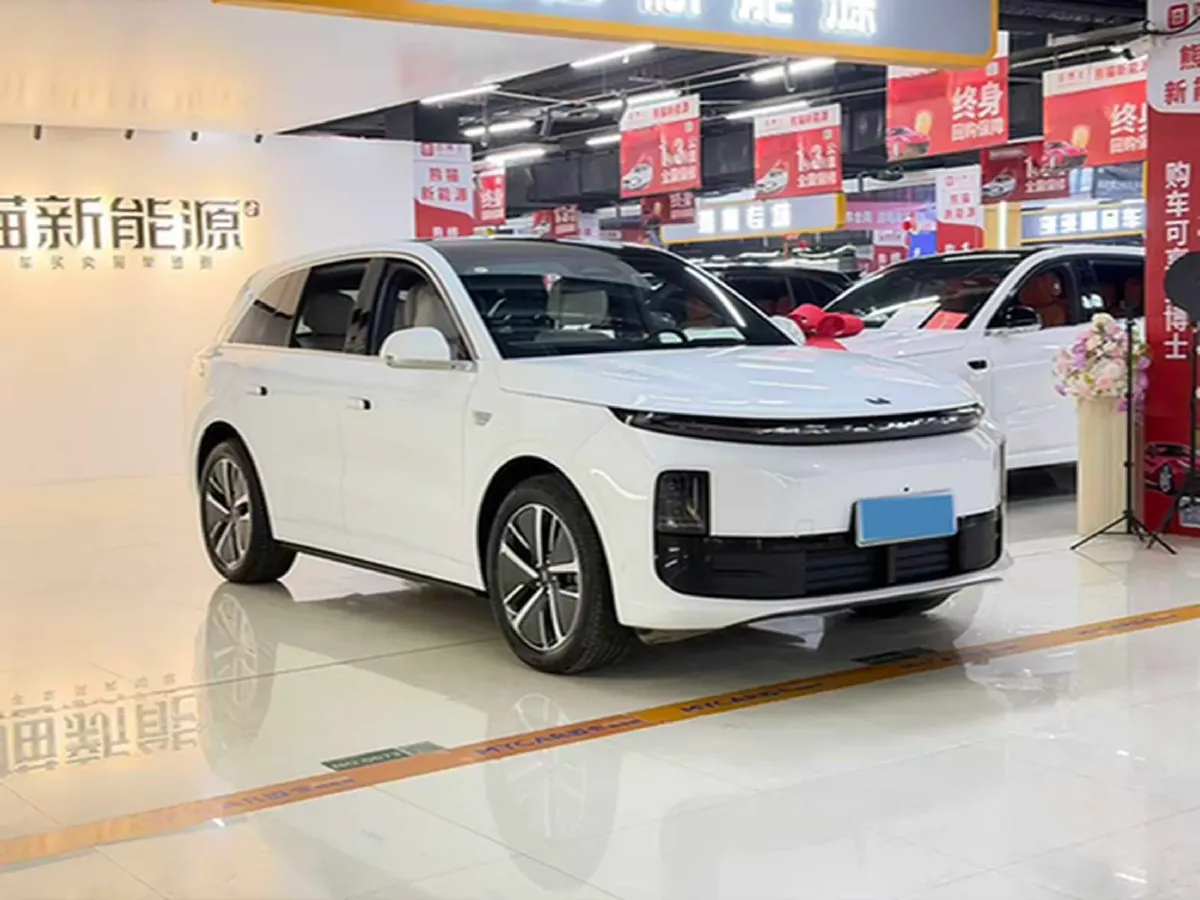 2024 Li L6 Range Extended 154HP L4 REEV 36.8KWH,autocango,china used car exporter,china ev exporter,chinese used car exporter,chinese used ev exporter