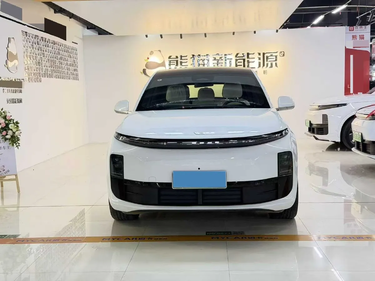 2024 Li L6 Range Extended 154HP L4 REEV 36.8KWH,autocango,china used car exporter,china ev exporter,chinese used car exporter,chinese used ev exporter