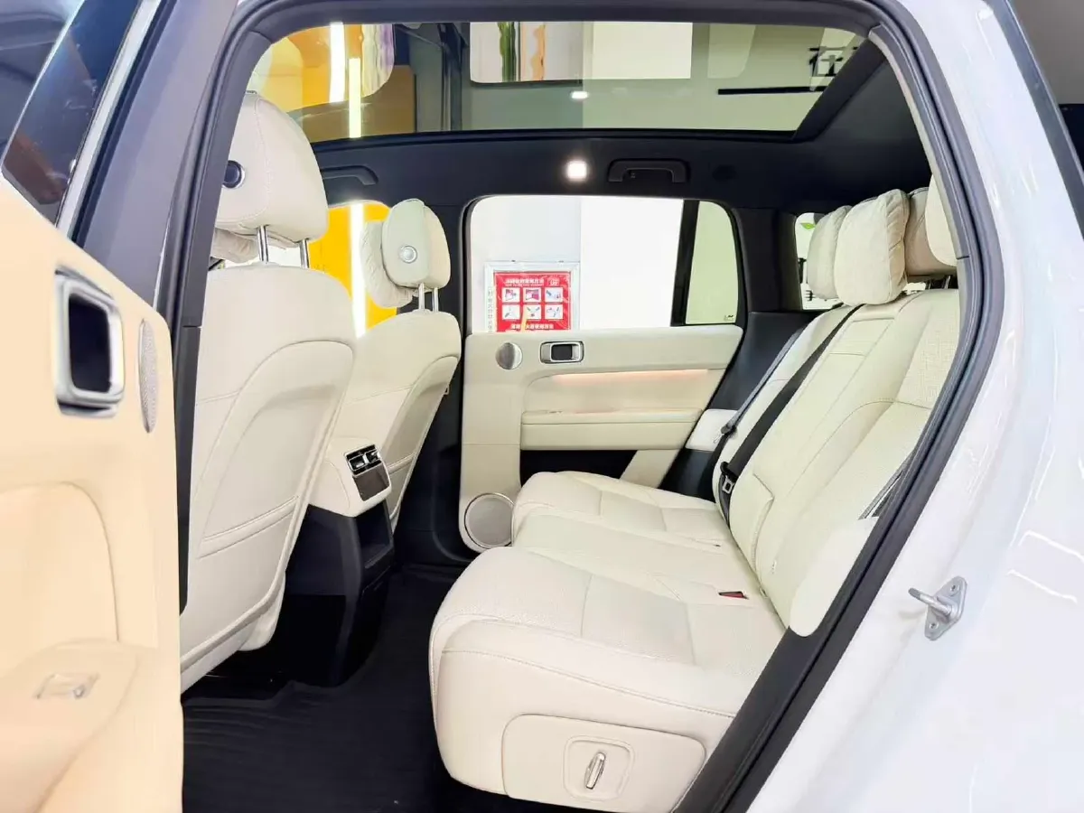 2024 Li L6 Range Extended 154HP L4 REEV 36.8KWH,autocango,china used car exporter,china ev exporter,chinese used car exporter,chinese used ev exporter