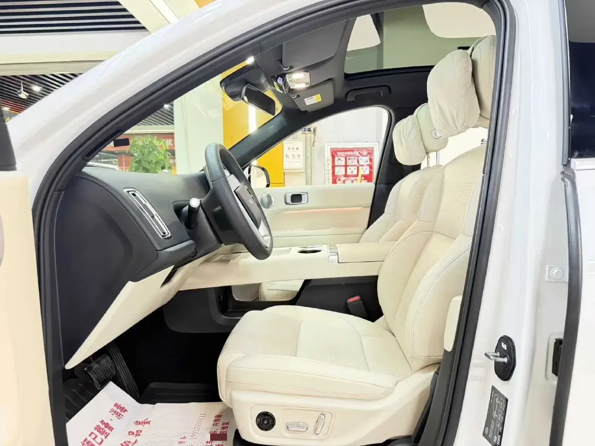 2024 Li L6 Range Extended 154HP L4 REEV 36.8KWH,autocango,china used car exporter,china ev exporter,chinese used car exporter,chinese used ev exporter