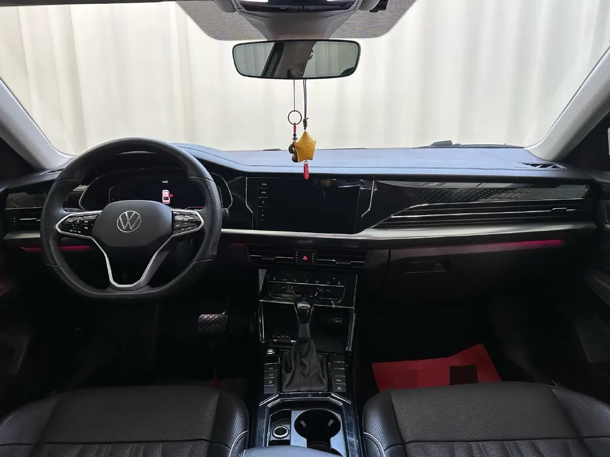 2022 Xpeng P7 BEV 60.2KWH,autocango,china used car exporter,china ev exporter,chinese used car exporter,chinese used ev exporter