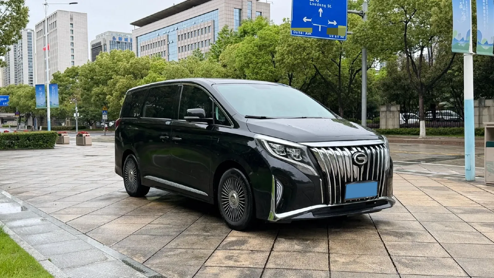 2023 GAC Trumpchi M8 2.0T 252HP L4 8AT,autocango,china used car exporter,china ev exporter,chinese used car exporter,chinese used ev exporter