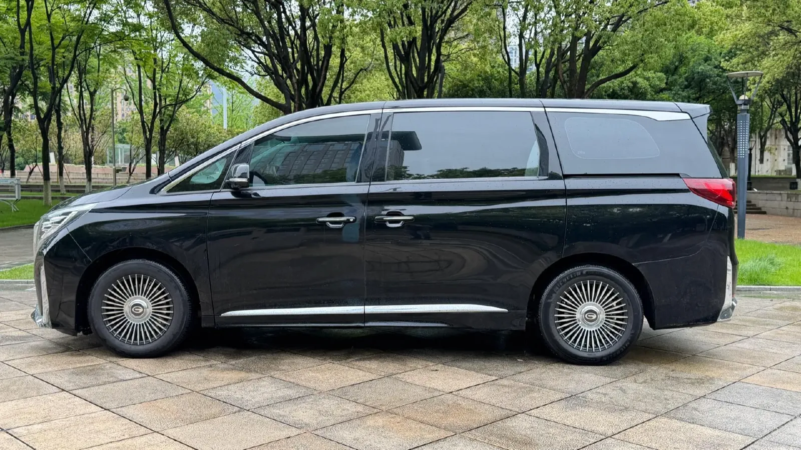 2023 GAC Trumpchi M8 2.0T 252HP L4 8AT,autocango,china used car exporter,china ev exporter,chinese used car exporter,chinese used ev exporter