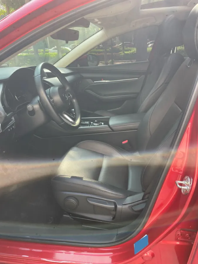 2021 Mazda 3 Axela 2.0L 158HP L4 6AT,autocango,china used car exporter,china ev exporter,chinese used car exporter,chinese used ev exporter