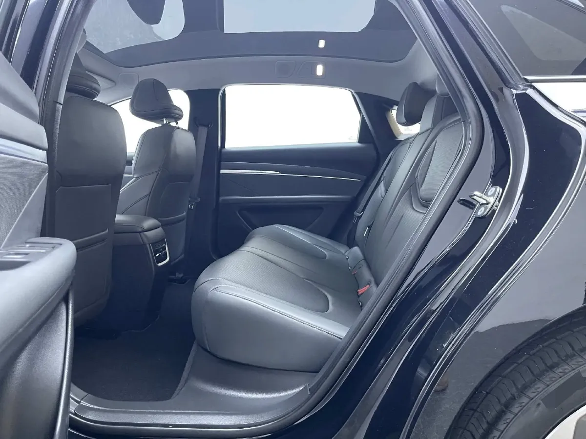 2024 Xpeng MONA M03 BEV 62.2KWH,autocango,china used car exporter,china ev exporter,chinese used car exporter,chinese used ev exporter