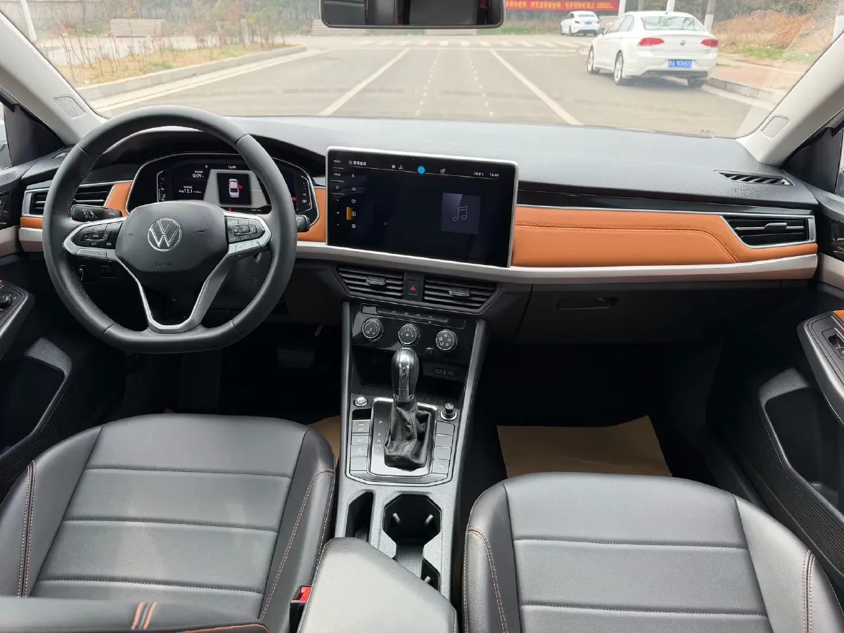 2023 Volkswagen Bora 1.2T 116HP L4 7DCT,autocango,china used car exporter,china ev exporter,chinese used car exporter,chinese used ev exporter