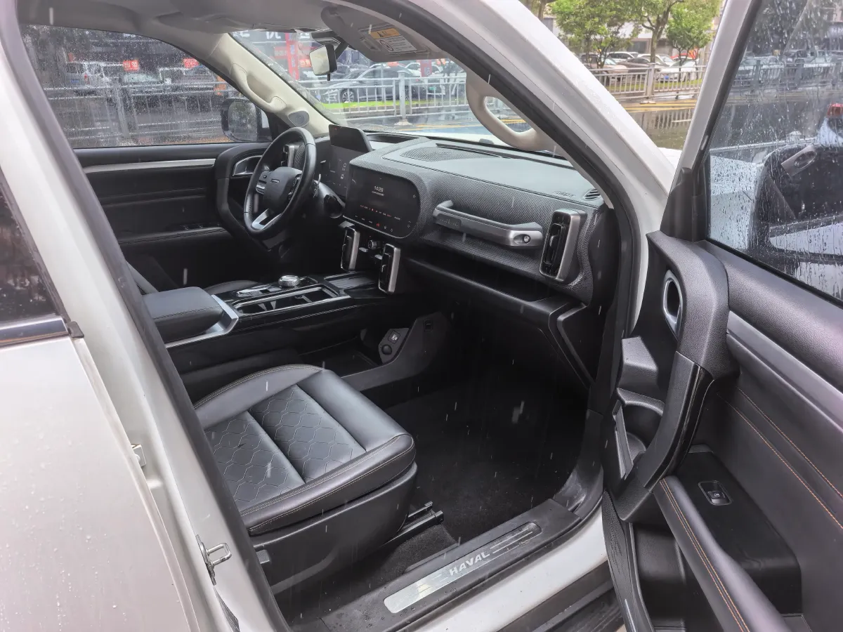 2021 Haval Dargo 2.0T 211HP L4 7DCT,autocango,china used car exporter,china ev exporter,chinese used car exporter,chinese used ev exporter