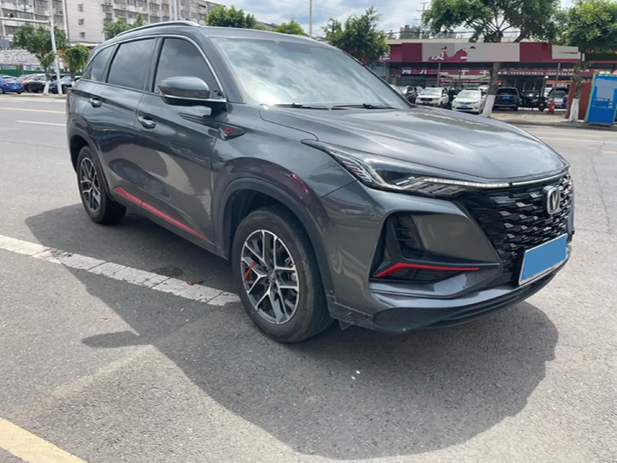 2022 ChangAn CS75 Plus 1.5T 178HP L4 6AT,autocango,china used car exporter,china ev exporter,chinese used car exporter,chinese used ev exporter