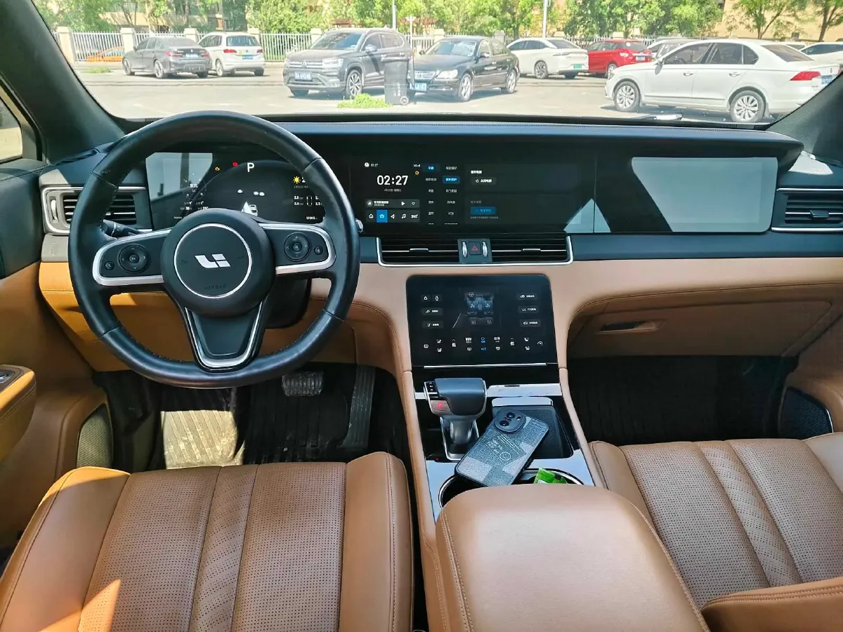 2020 Li ONE Range Extended 131HP REEV 40.5KWH,autocango,china used car exporter,china ev exporter,chinese used car exporter,chinese used ev exporter