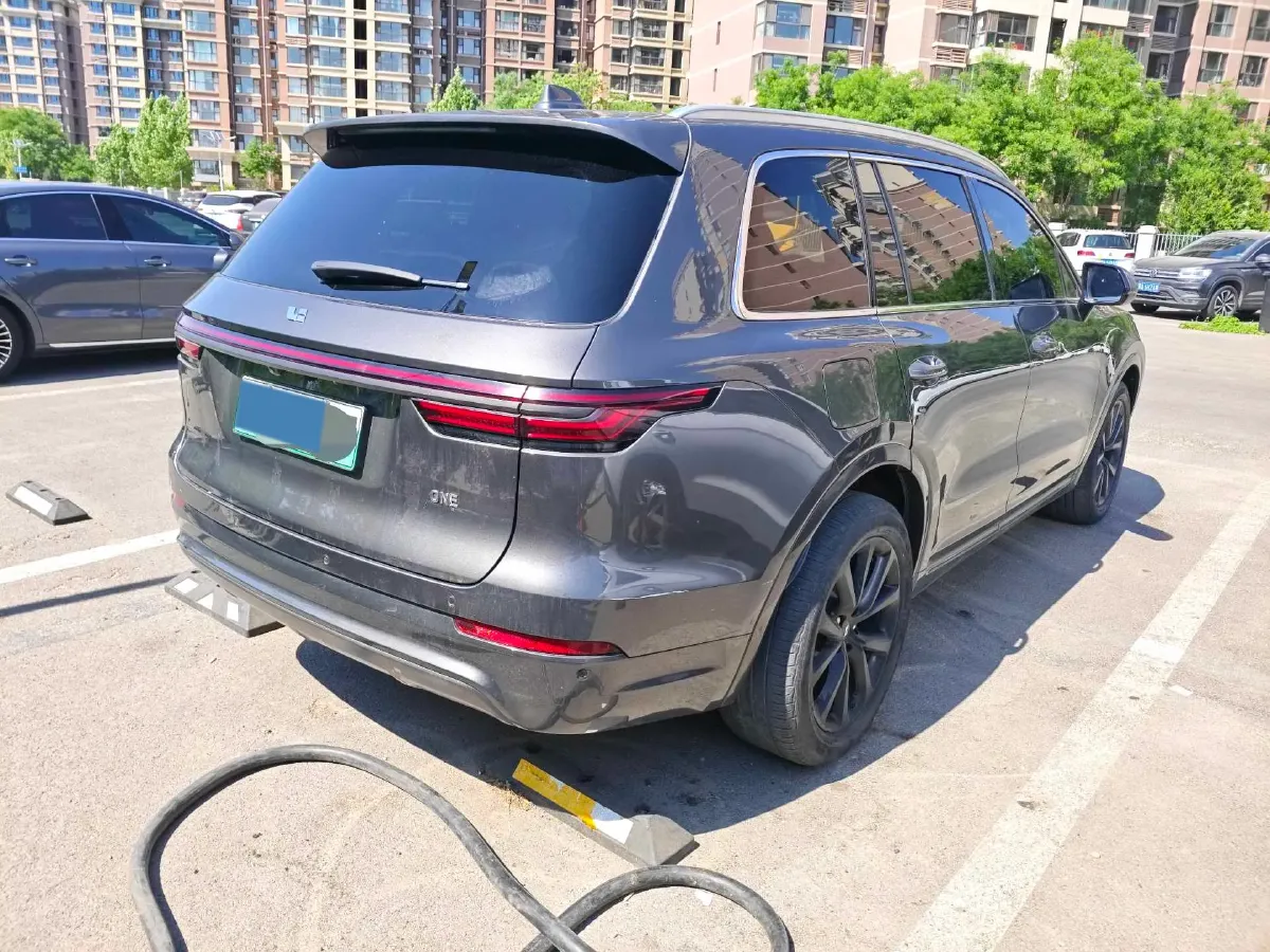 2020 Li ONE Range Extended 131HP REEV 40.5KWH,autocango,china used car exporter,china ev exporter,chinese used car exporter,chinese used ev exporter