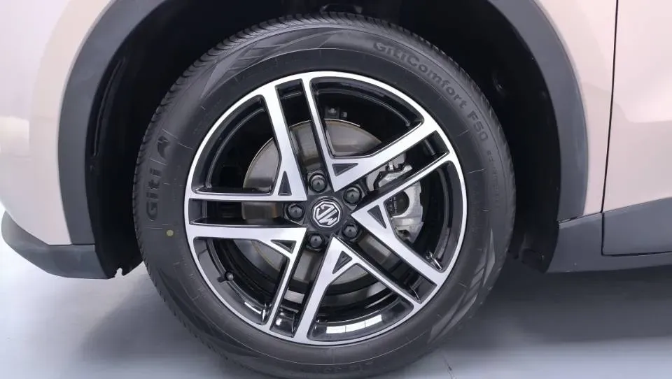 2025 MG MG ES5 BEV 62.2KWH,autocango,china used car exporter,china ev exporter,chinese used car exporter,chinese used ev exporter