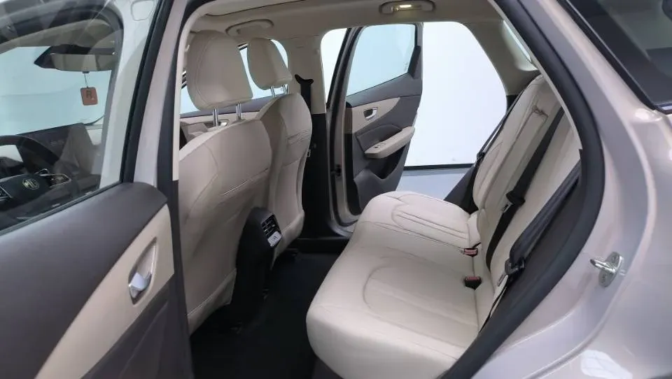 2025 MG MG ES5 BEV 62.2KWH,autocango,china used car exporter,china ev exporter,chinese used car exporter,chinese used ev exporter