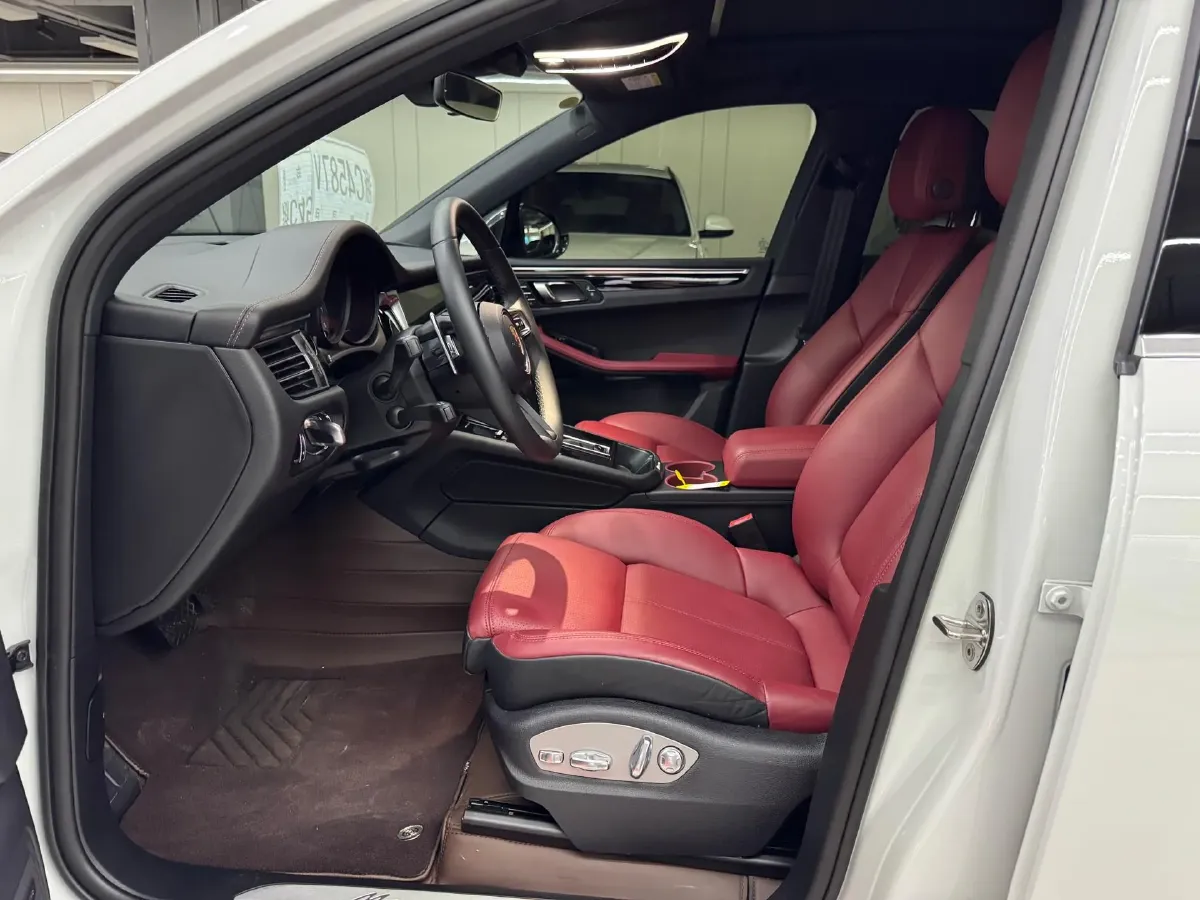 2024 Porsche Macan 2.9T 380HP V6 7DCT,autocango,china used car exporter,china ev exporter,chinese used car exporter,chinese used ev exporter