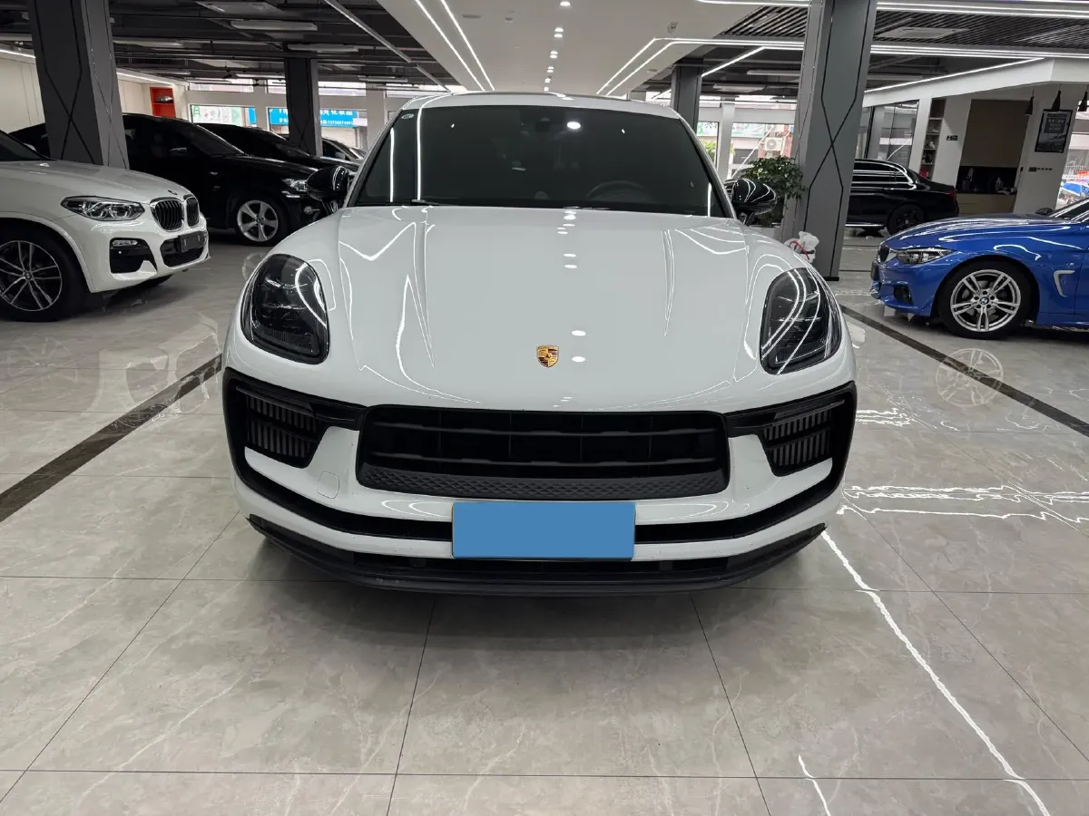 2024 Porsche Macan 2.9T 380HP V6 7DCT,autocango,china used car exporter,china ev exporter,chinese used car exporter,chinese used ev exporter
