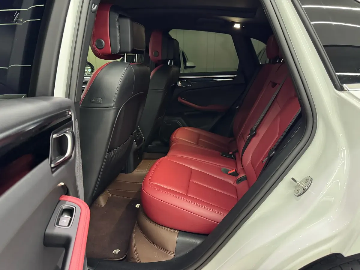 2024 Porsche Macan 2.9T 380HP V6 7DCT,autocango,china used car exporter,china ev exporter,chinese used car exporter,chinese used ev exporter