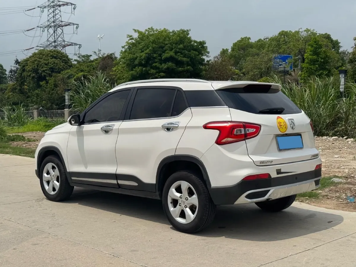 2017 BaoJun 510 1.5L 112HP L4 6MT,autocango,china used car exporter,china ev exporter,chinese used car exporter,chinese used ev exporter