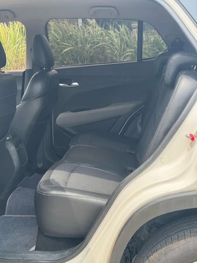 2017 BaoJun 510 1.5L 112HP L4 6MT,autocango,china used car exporter,china ev exporter,chinese used car exporter,chinese used ev exporter