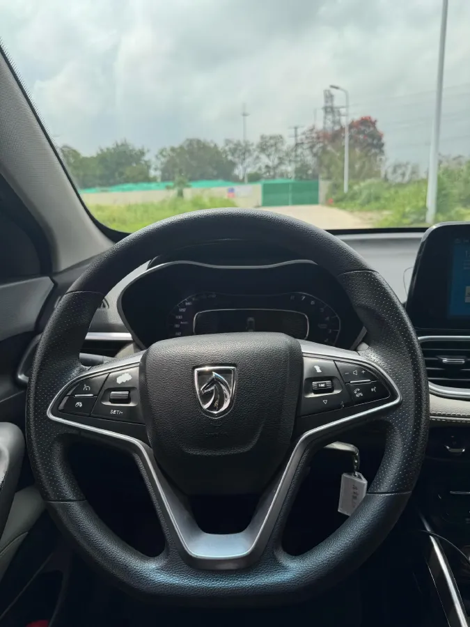 2017 BaoJun 510 1.5L 112HP L4 6MT,autocango,china used car exporter,china ev exporter,chinese used car exporter,chinese used ev exporter