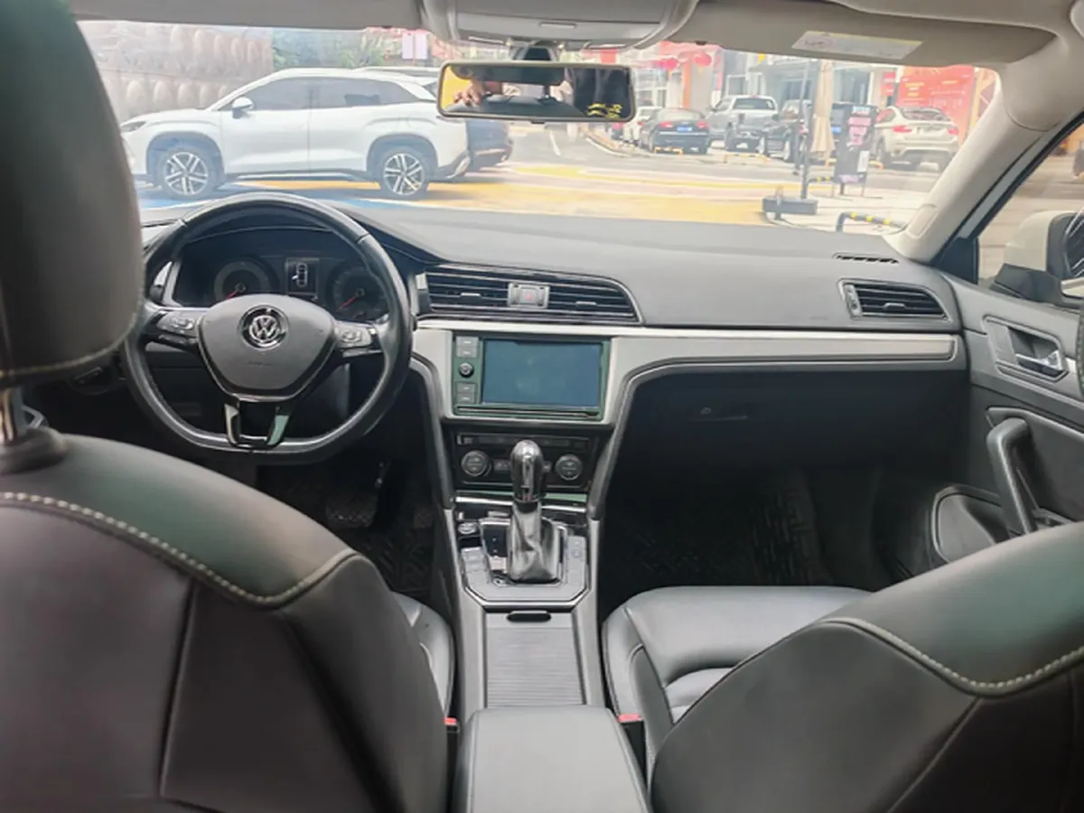 2019 Volkswagen Passat 1.4T 150HP L4 7DCT,autocango,china used car exporter,china ev exporter,chinese used car exporter,chinese used ev exporter