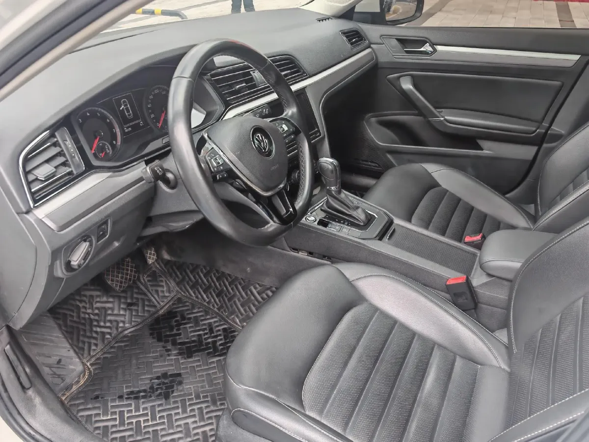 2019 Volkswagen Passat 1.4T 150HP L4 7DCT,autocango,china used car exporter,china ev exporter,chinese used car exporter,chinese used ev exporter