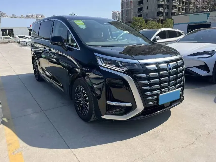 2022 Mercedes-Benz GLC Class 2.0T 197HP L4 9AT,autocango,china used car exporter,china ev exporter,chinese used car exporter,chinese used ev exporter