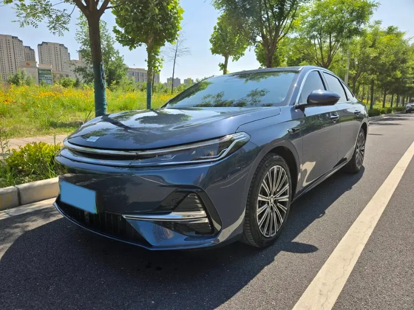 2025 Geely Galaxy A7 1.5L 112HP L4 1DHT PHEV,autocango,china used car exporter,china ev exporter,chinese used car exporter,chinese used ev exporter