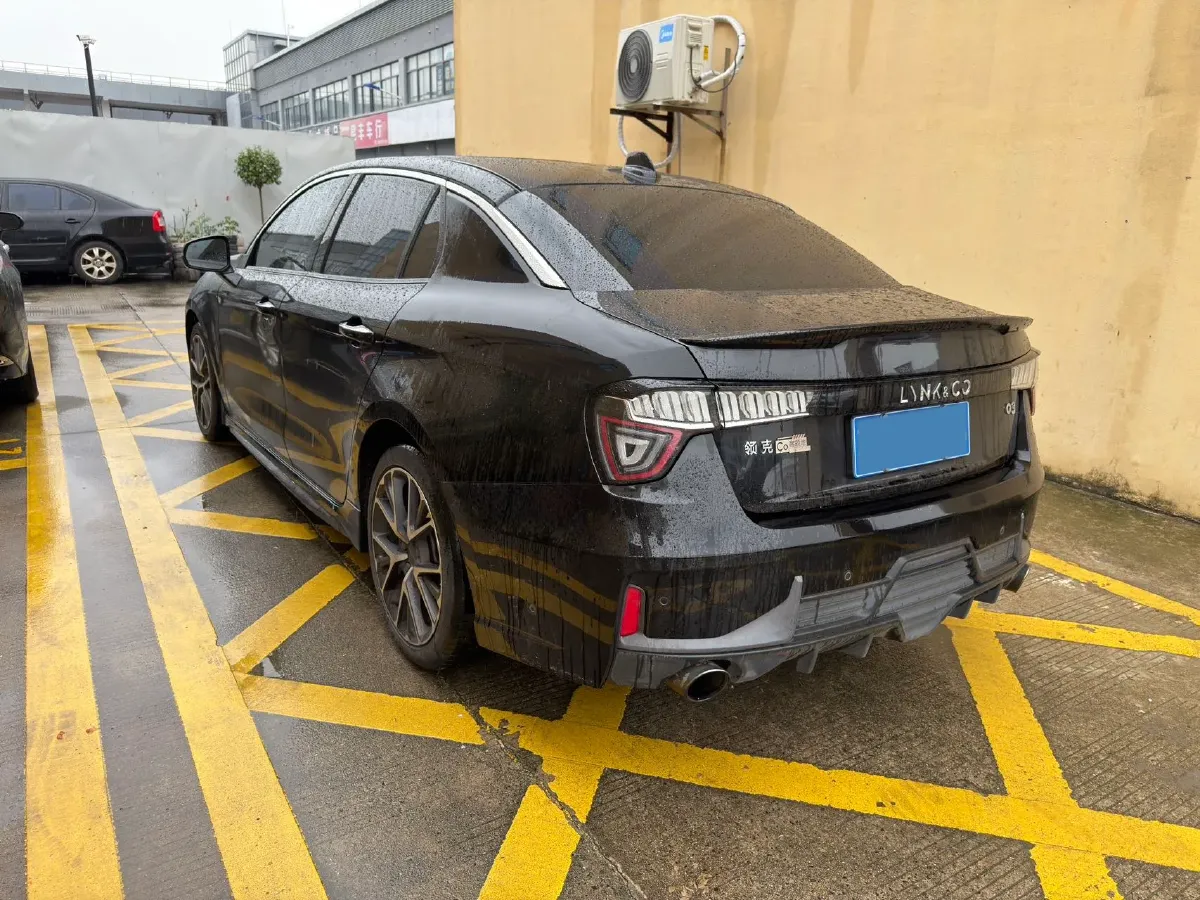 2019 LYNK&CO 01 2.0T 190HP L4 6AT,autocango,china used car exporter,china ev exporter,chinese used car exporter,chinese used ev exporter