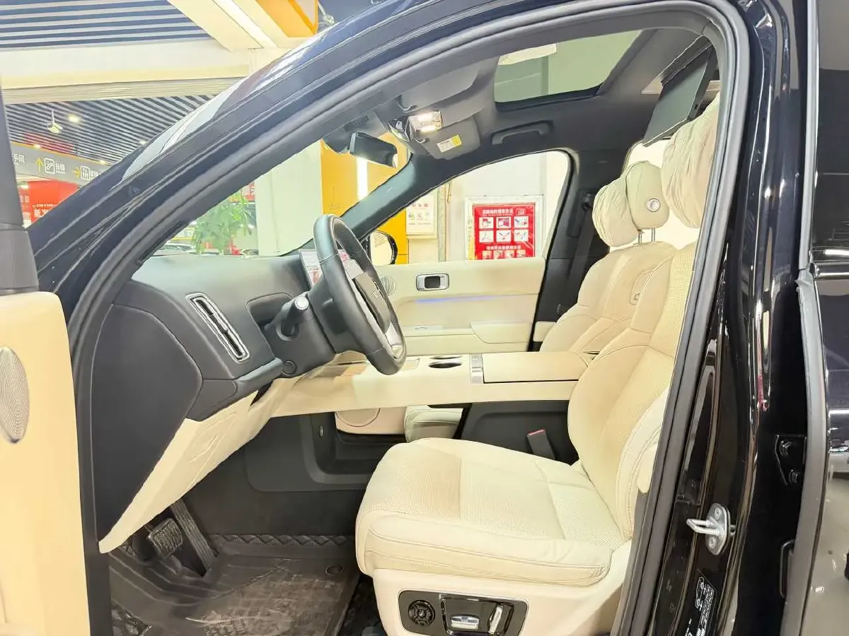 2022 Li L9 Range Extended 154HP REEV 42.6KWH,autocango,china used car exporter,china ev exporter,chinese used car exporter,chinese used ev exporter