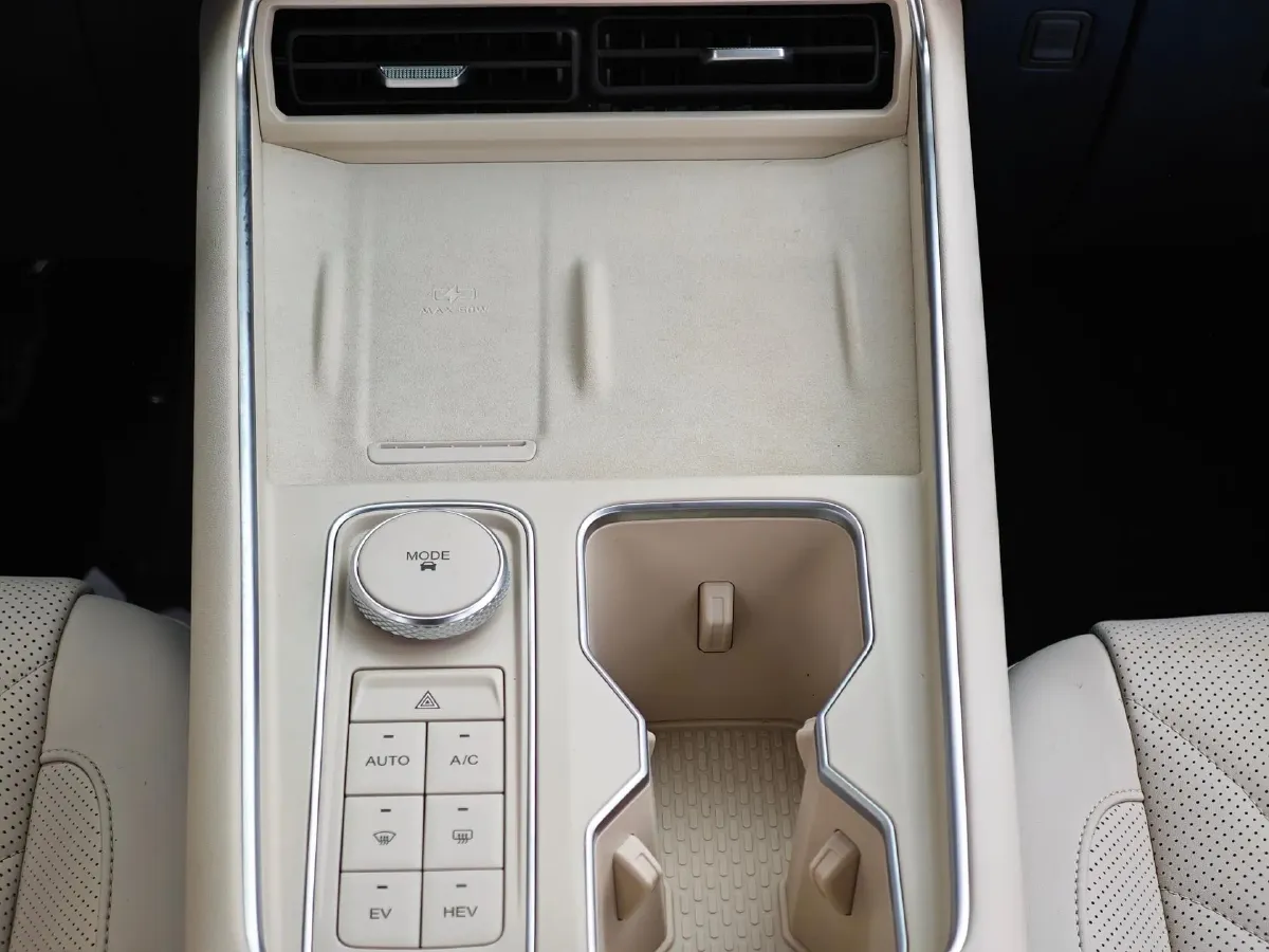 2024 Fulwin FulwinT9 1.5T 156HP L4 1DHT PHEV 19.43KWH,autocango,china used car exporter,china ev exporter,chinese used car exporter,chinese used ev exporter