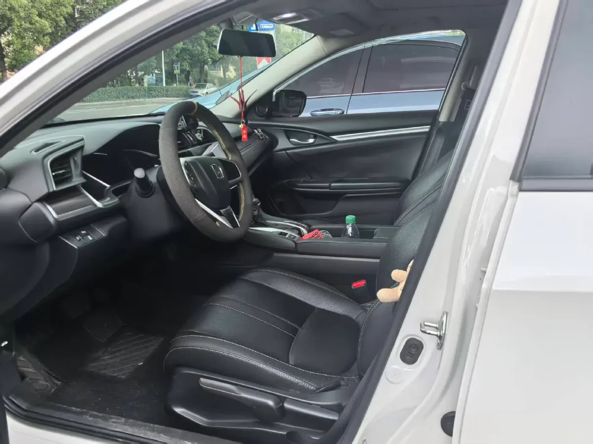 2019 Honda Civic 1.5T 177HP L4 CVT,autocango,china used car exporter,china ev exporter,chinese used car exporter,chinese used ev exporter