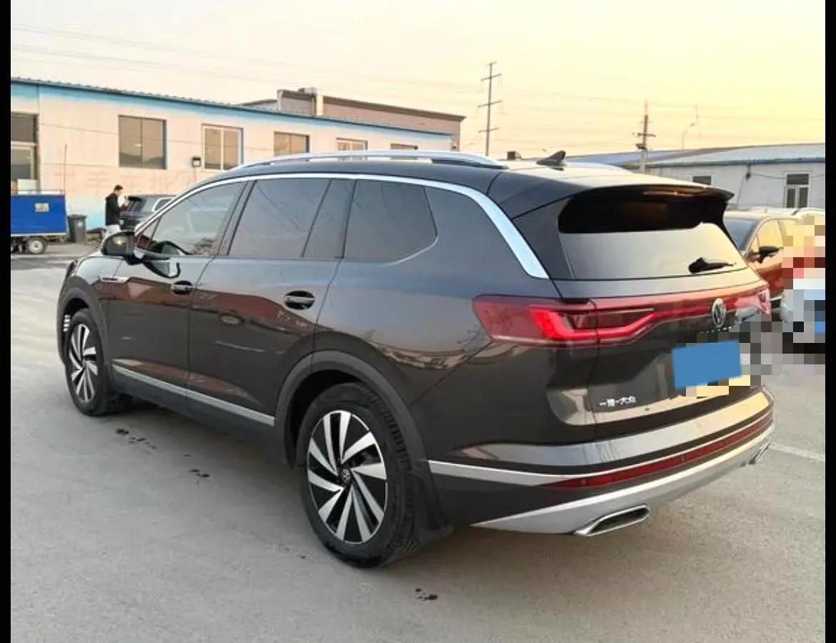 2022 Volkswagen Talagon 2.5T 299HP V6 7DCT,autocango,china used car exporter,china ev exporter,chinese used car exporter,chinese used ev exporter