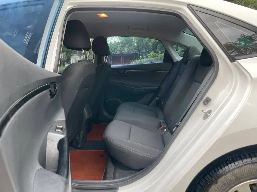 2020 Hyundai Celesta 1.6L 123HP L4 6AT,autocango,china used car exporter,china ev exporter,chinese used car exporter,chinese used ev exporter