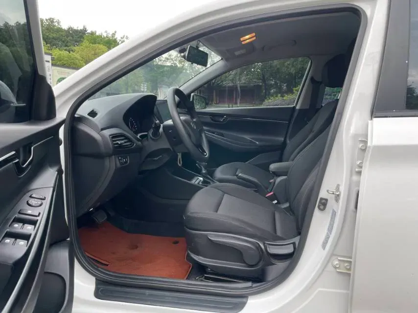 2020 Hyundai Celesta 1.6L 123HP L4 6AT,autocango,china used car exporter,china ev exporter,chinese used car exporter,chinese used ev exporter