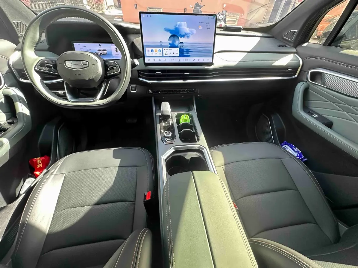 2024 Geely Okavango L 2.0T 218HP L4 7DCT,autocango,china used car exporter,china ev exporter,chinese used car exporter,chinese used ev exporter