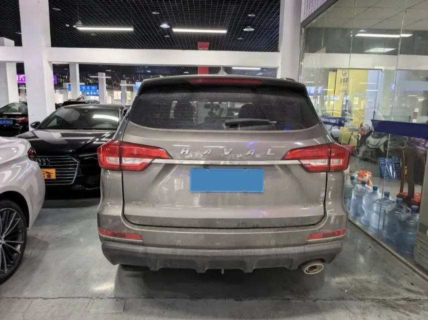 2021 Haval M6 1.5T 150HP L4 7DCT,autocango,china used car exporter,china ev exporter,chinese used car exporter,chinese used ev exporter