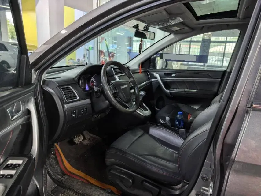 2021 Haval M6 1.5T 150HP L4 7DCT,autocango,china used car exporter,china ev exporter,chinese used car exporter,chinese used ev exporter