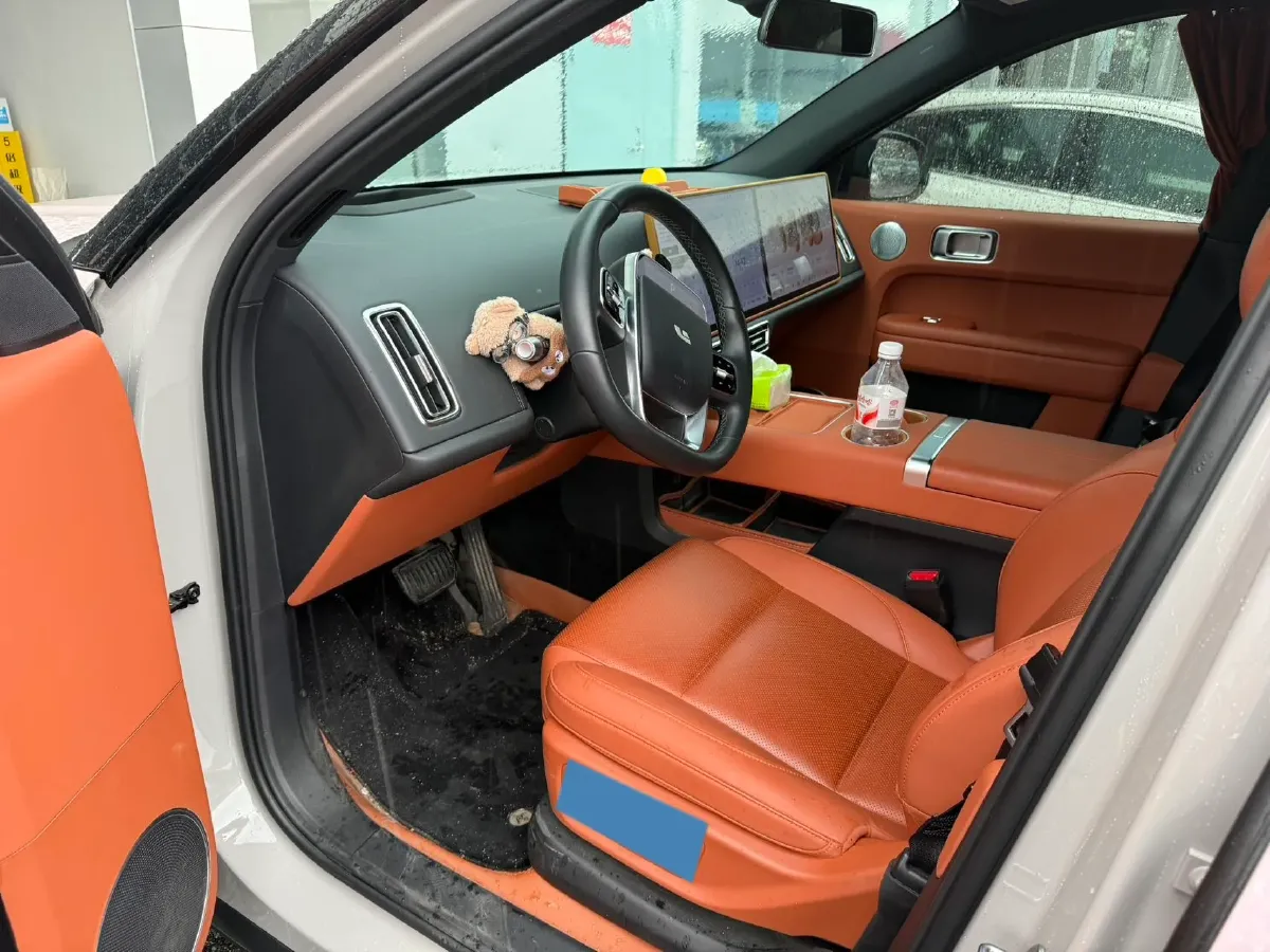 2024 Li L6 Range Extended 154HP L4 REEV 36.8KWH,autocango,china used car exporter,china ev exporter,chinese used car exporter,chinese used ev exporter