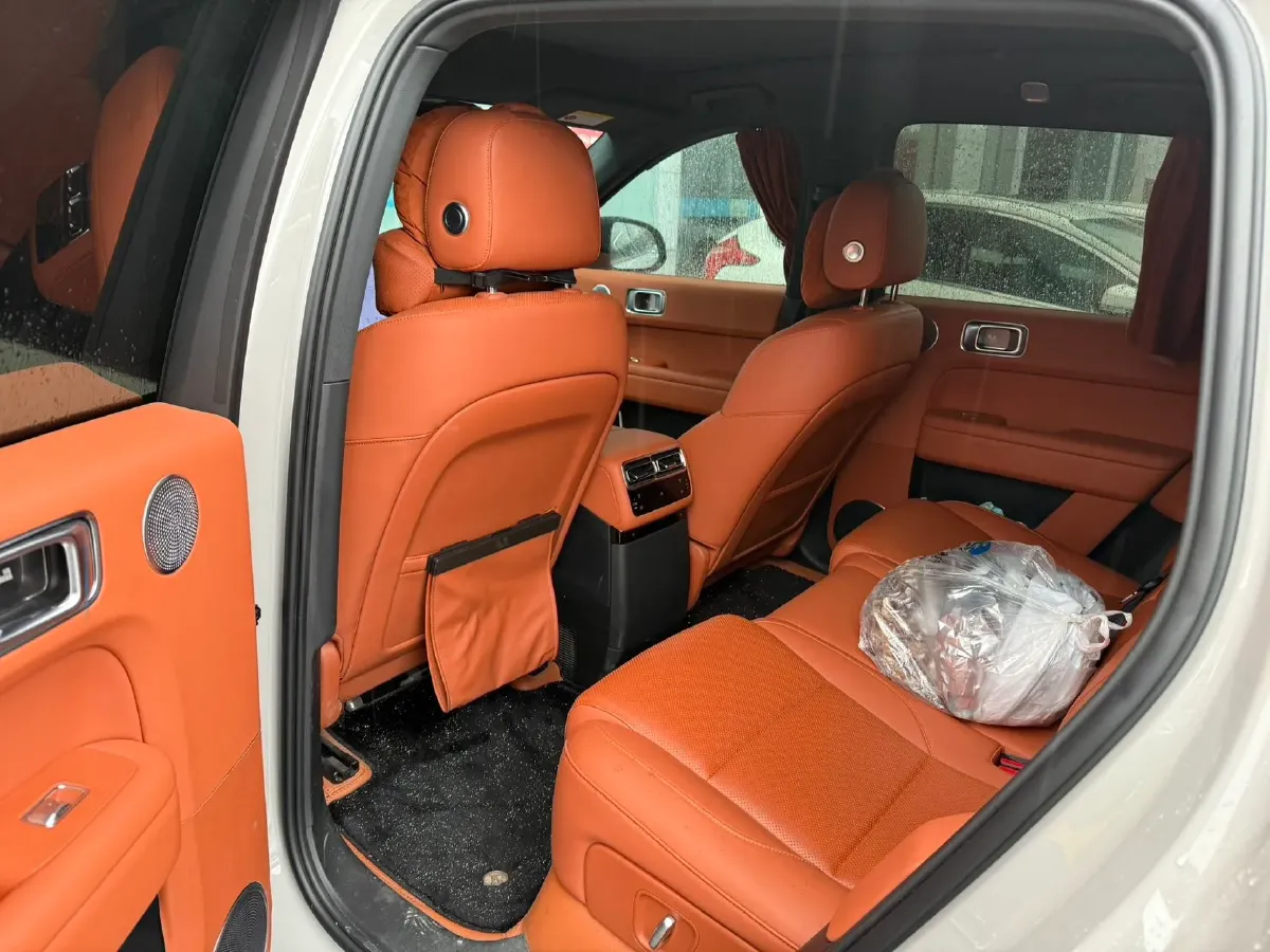 2024 Li L6 Range Extended 154HP L4 REEV 36.8KWH,autocango,china used car exporter,china ev exporter,chinese used car exporter,chinese used ev exporter