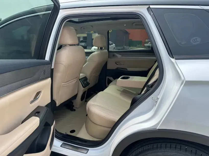 2025 BYD Song Pro 1.5L 101HP L4 E-CVT PHEV 18.3KWH,autocango,china used car exporter,china ev exporter,chinese used car exporter,chinese used ev exporter