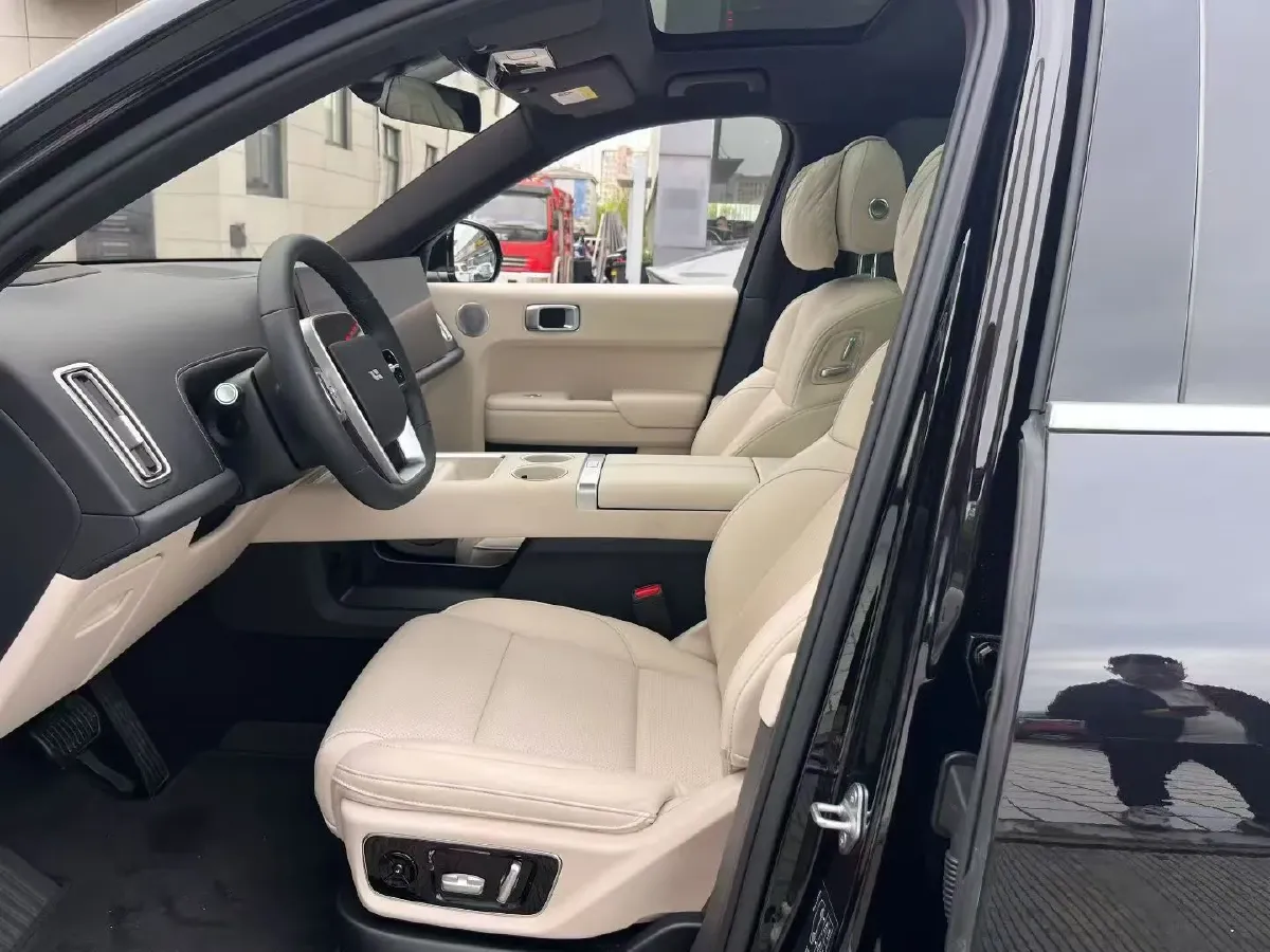 2024 Li L7 Range Extended 154HP REEV 42.8KWH,autocango,china used car exporter,china ev exporter,chinese used car exporter,chinese used ev exporter