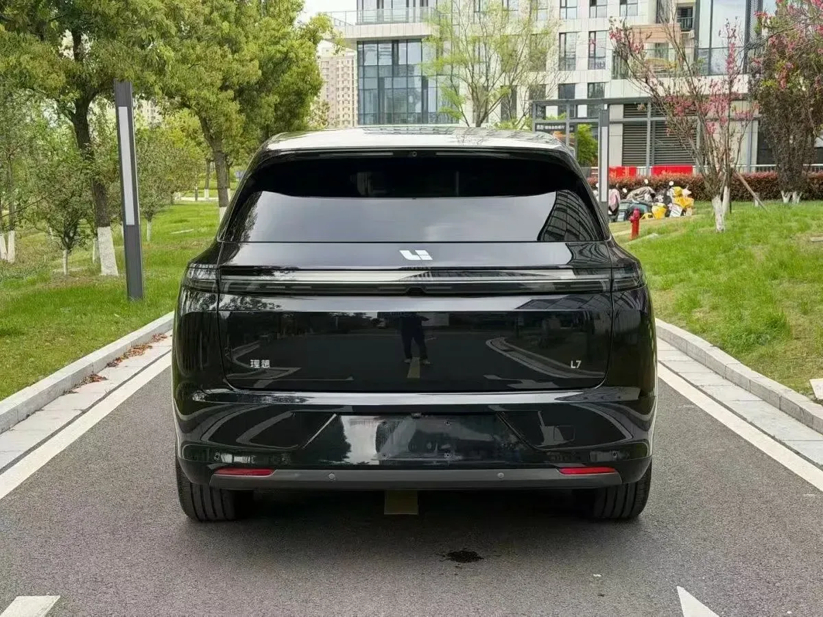 2024 Li L7 Range Extended 154HP REEV 42.8KWH,autocango,china used car exporter,china ev exporter,chinese used car exporter,chinese used ev exporter
