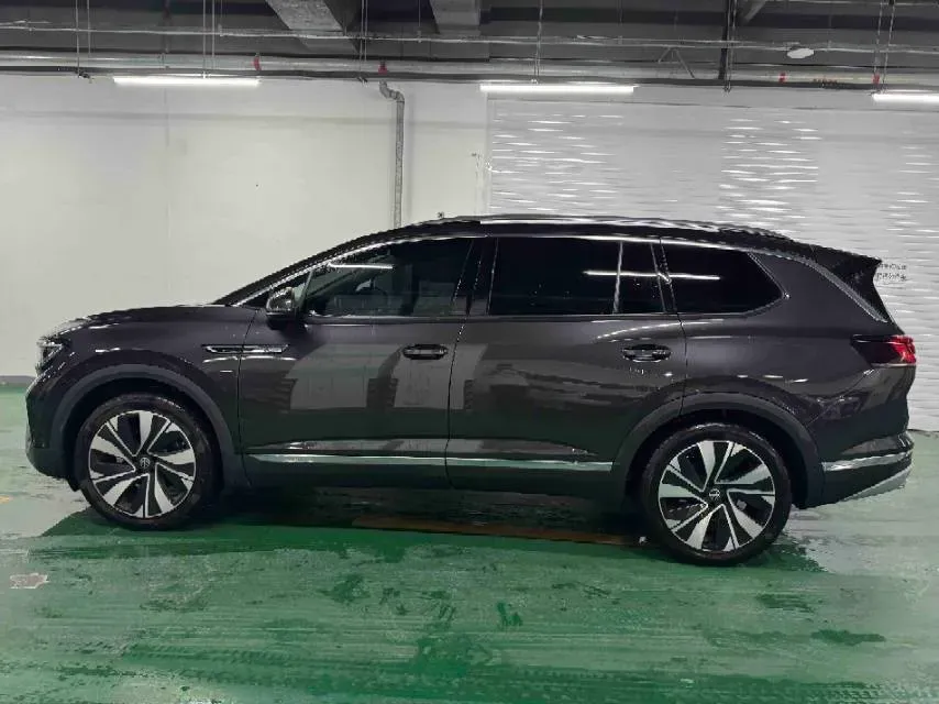 2023 Volkswagen Talagon 2.0T 220HP L4 7DCT,autocango,china used car exporter,china ev exporter,chinese used car exporter,chinese used ev exporter